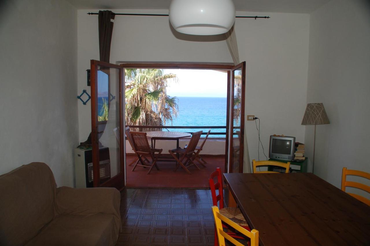 Waterfront Apartments Bosa Porto Alabe Extérieur photo