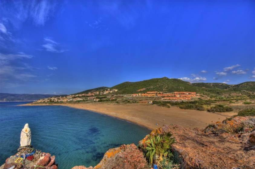 Waterfront Apartments Bosa Porto Alabe Extérieur photo